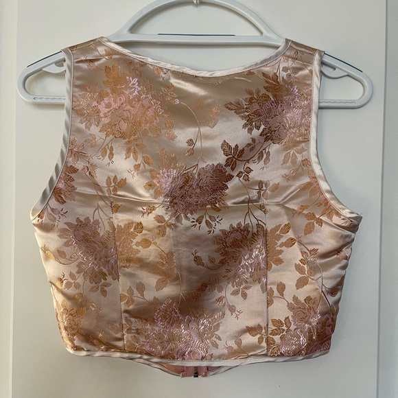 PrettyLittleThing Pink Satin Print Zip Front Corset - Picture 9 of 10